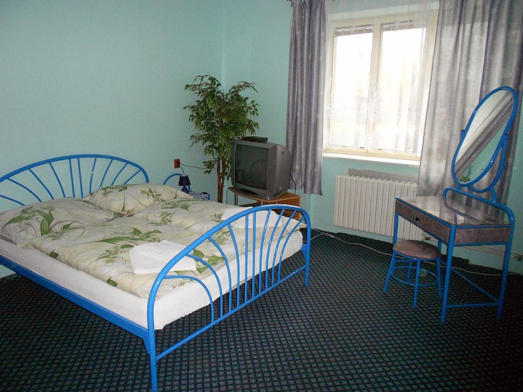 Penzion Paradise Острава Екстериор снимка